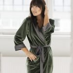 800_5208-1-min Green velvet woman robe