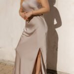 Moon silk satino ilga vakarinė suknelė