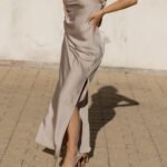 Moon silk satino ilga vakarinė suknelė